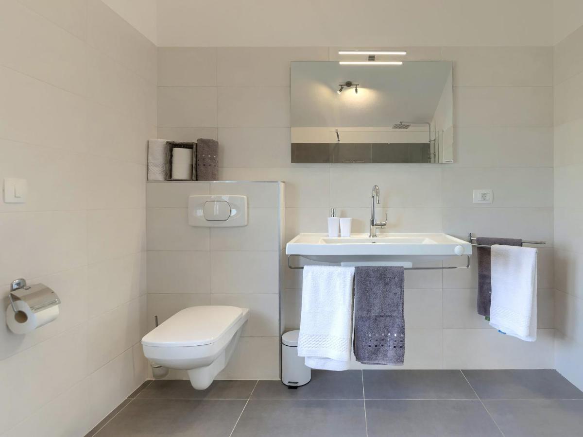 Holiday Home Villa Gocci By Interhome Kmeti 外观 照片