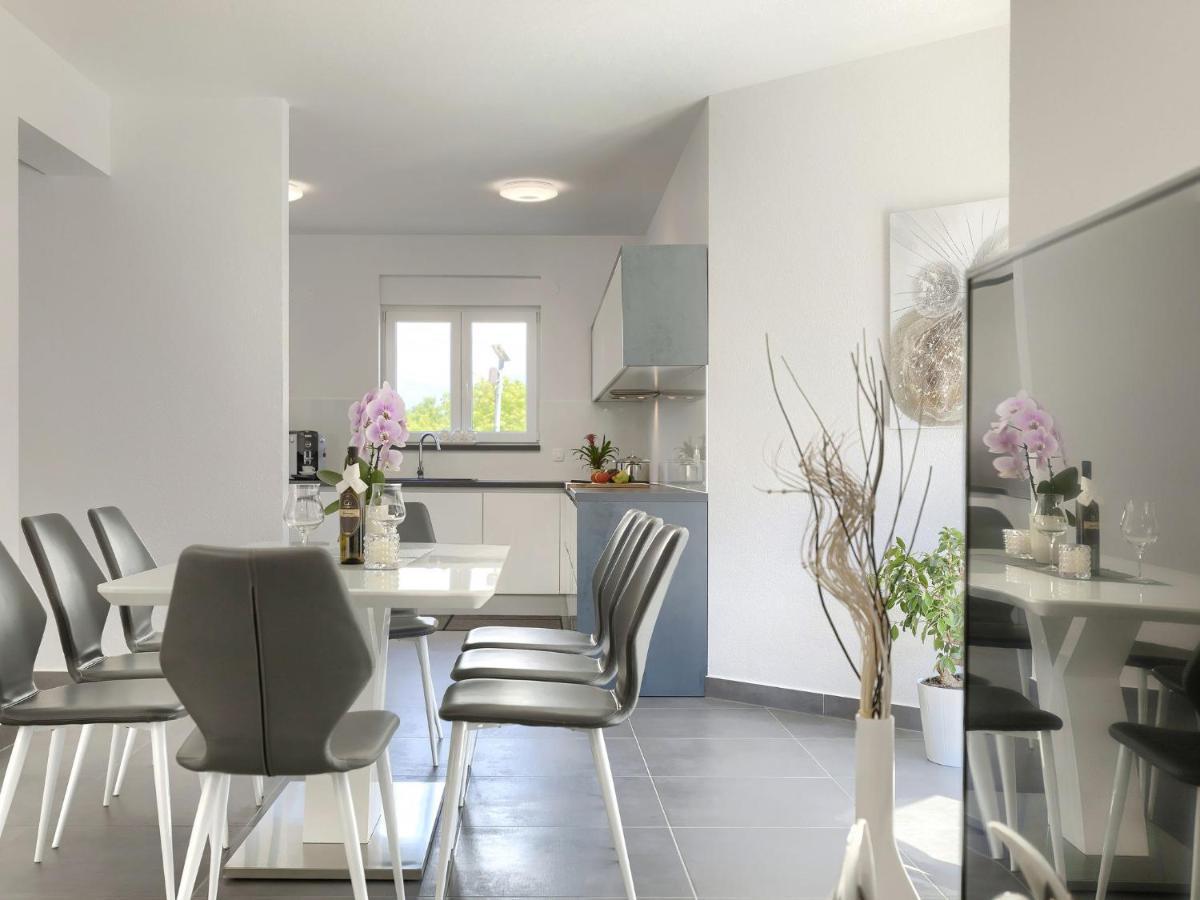 Holiday Home Villa Gocci By Interhome Kmeti 外观 照片