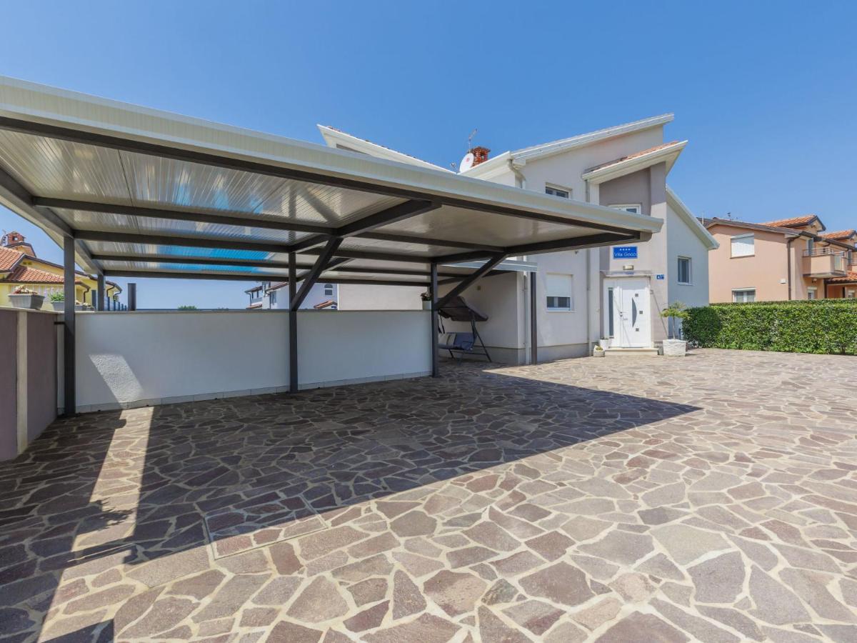 Holiday Home Villa Gocci By Interhome Kmeti 外观 照片