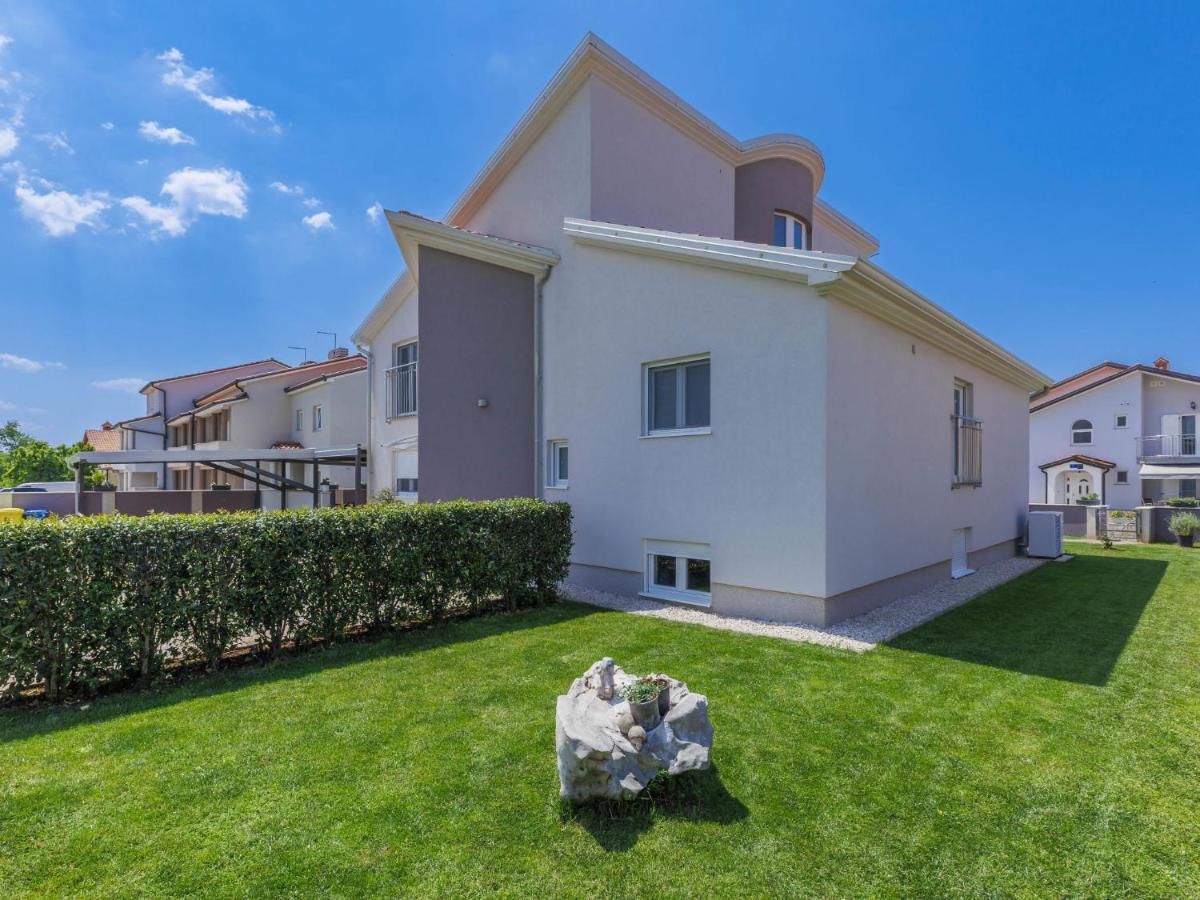 Holiday Home Villa Gocci By Interhome Kmeti 外观 照片